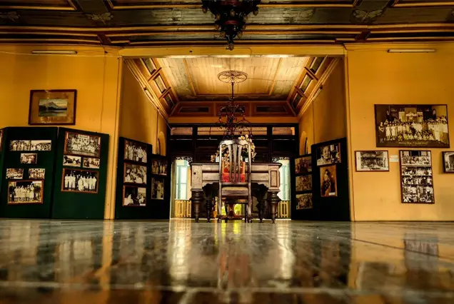Tour Medan 1 Day Rumah Tjong A Fie